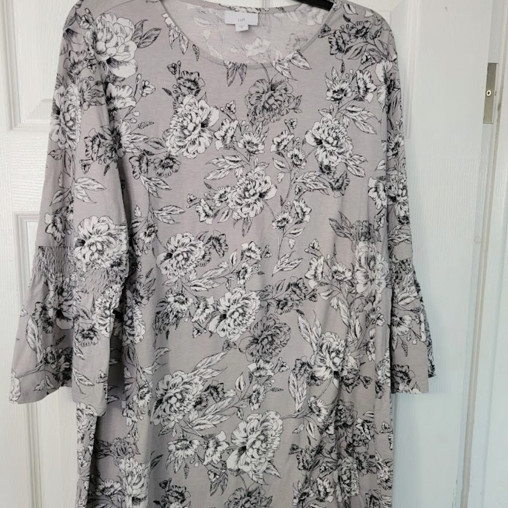 J. Jill gray floral long tunic with‎ bell sleeves XL